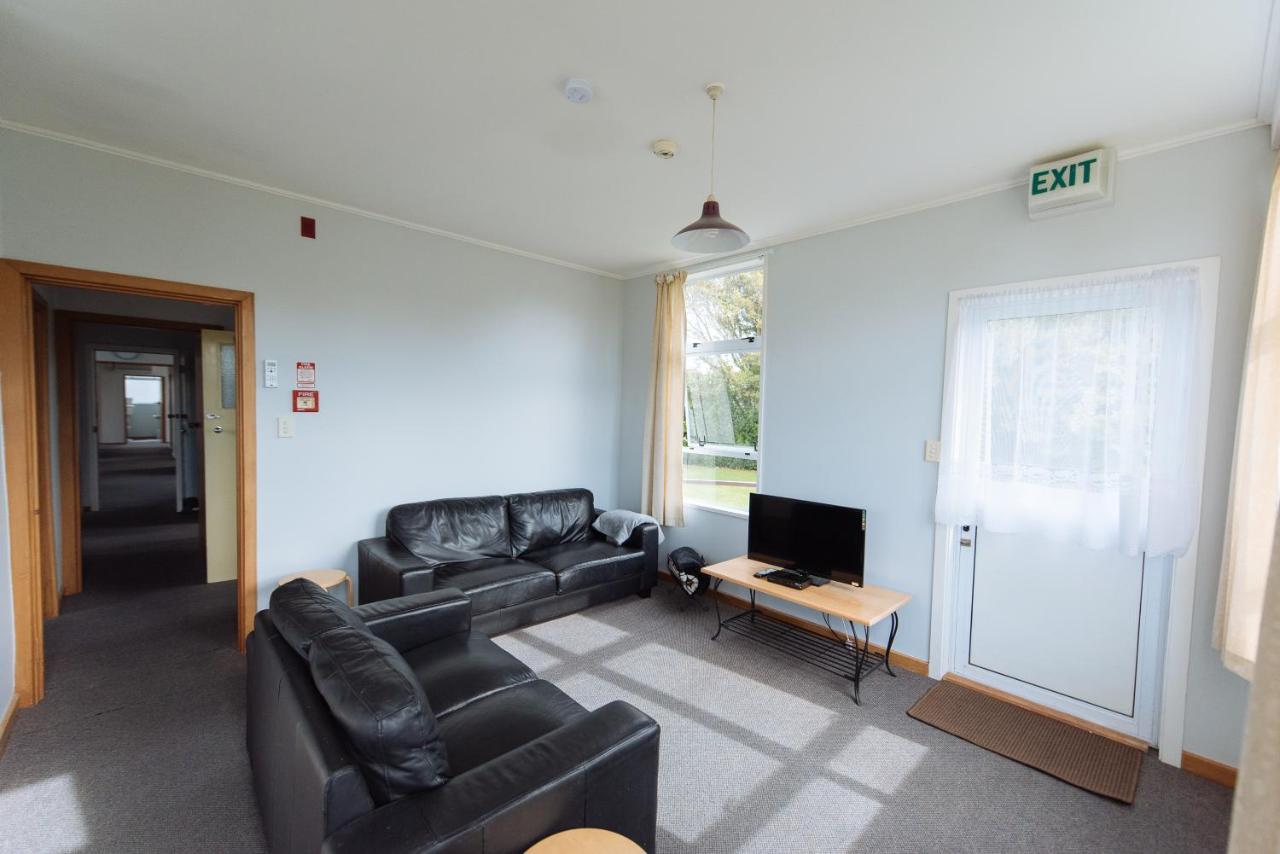 Koru Flat Apartman Pounawea Kültér fotó